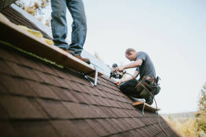 Local Roofers in Seymour, IA